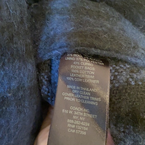 Excellent condition COACH PLAID CAPE - Picture 3 of 5